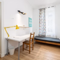 room photo
