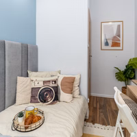 room photo