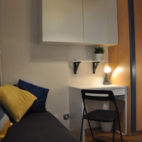 room photo