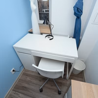 room photo