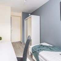 room photo