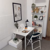 room photo