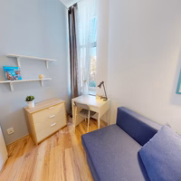 room photo