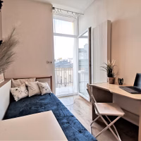 room photo
