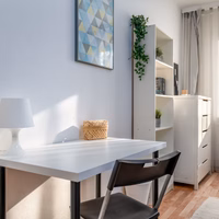 room photo