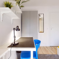 room photo