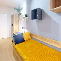 room photo