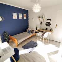 room photo
