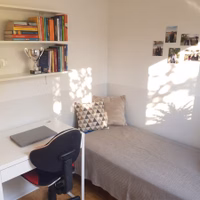 room photo