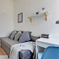 room photo