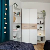 room photo