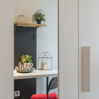 room photo