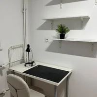 room photo