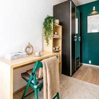 room photo