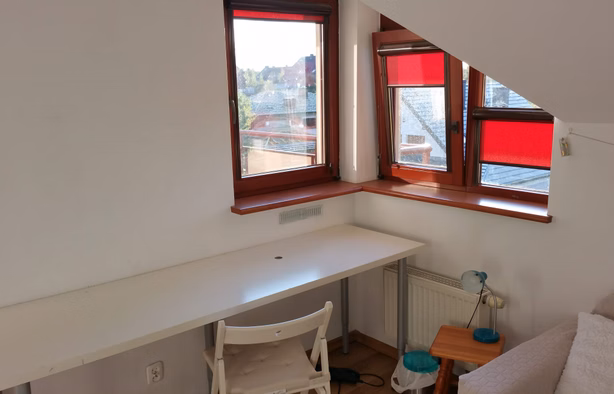 (MOTY.19.6.2)Single room 2, Wrocław-1