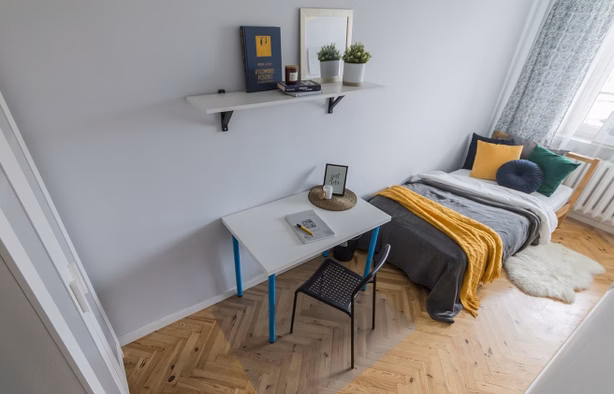 pokój 3 dla jednej osoby, CH SZEMBEKA, Warszawa-1