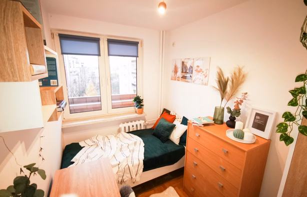 Pokój 1-osobowy, ul. Bobrzeckiej, blisko Opolska, UR (3), Krakow-1