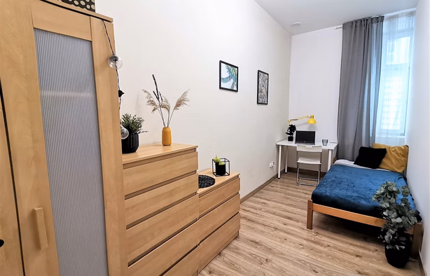 Pokój, ul. Topolowa, blisko UE, Dworzec Gł. (1), Krakow-1