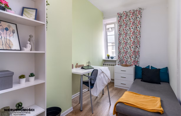 Spacious room in Śródmieście, University of Technology, room nr 4, Warszawa-1