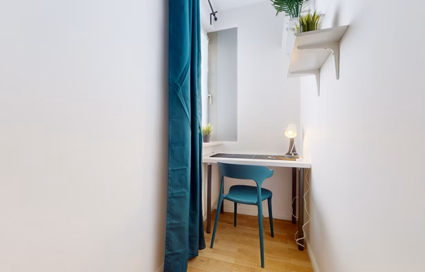 Single room #10 at al. Jerozolimskie 133, Warszawa-1