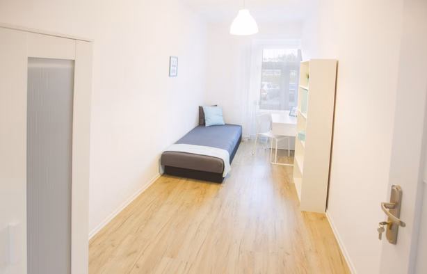 Pokój jednoosobowy nr 5 Reymonta 34 obok PKP, PKS, Opole-1