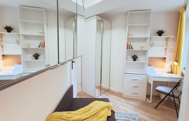(GRAB.164.4.) Room for one person, Wrocław-1