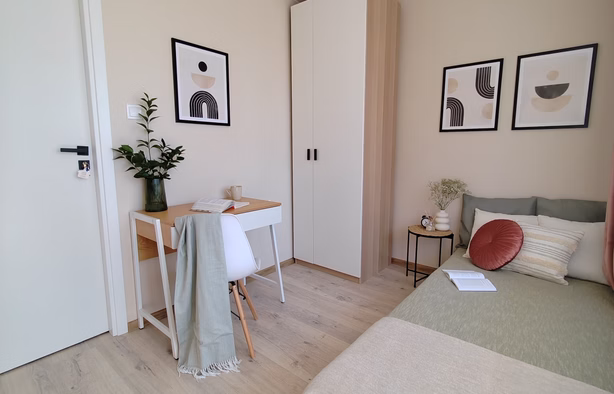 Pokój jednoosobowy z balkonem do wynajęcia – os. Albertyńskie 38(3), Kraków-1