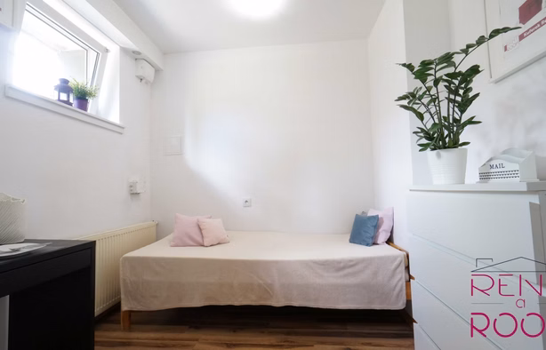 TARNINOWA 1 RADOGOSZCZ Single room No. P7, Łódź-1