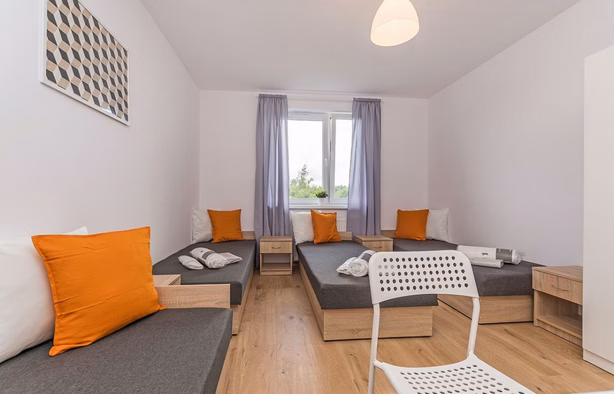 8-osobowe mieszkanie nr A1, Przejazdowo-1