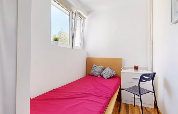 Pokój jednoosobowy #1 przy ul. Ostrobramskiej 132, Warszawa-1