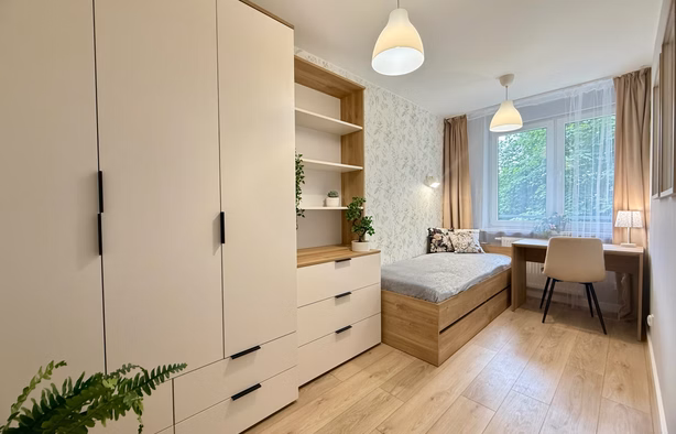 Pokój nr. 5 - ul. Kluczowa 10, BIELANY, Warszawa-1
