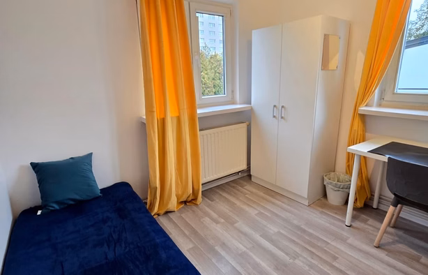 Pokój jednoosobowy #19 przy ul. Wita Stwosza 17b [DLA KOBIET], Warszawa-1