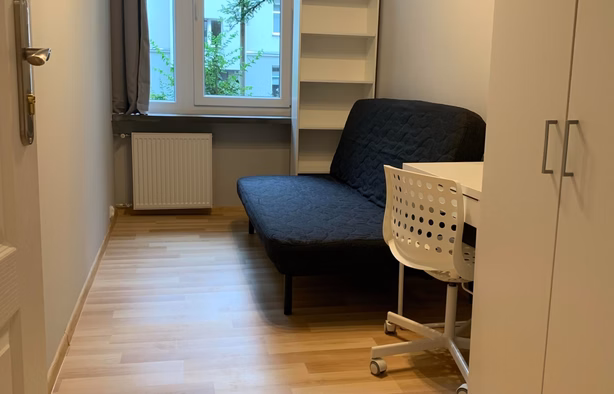 Jasny pokój 1-os. blisko PWr i Parku Tołpy | Daszyńskiego – Ołbin, Wrocław-1