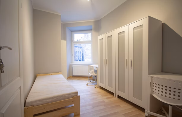 Wygodny pokój 1-os.,  Łukasińskiego – Centrum, dwie pełne łazienki, Wrocław-1