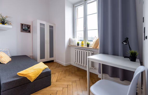 Pokój vis a vis Zamku Królewskiego, przy stacji metra Wileńska, Warszawa-1