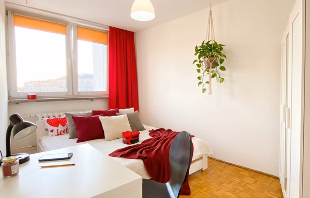 Przytulny pokój w 4 pokojowym mieszkaniu na Pradze, Warszawa-1