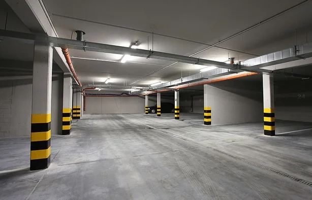 Miejsce postojowe (7), Kraków-1