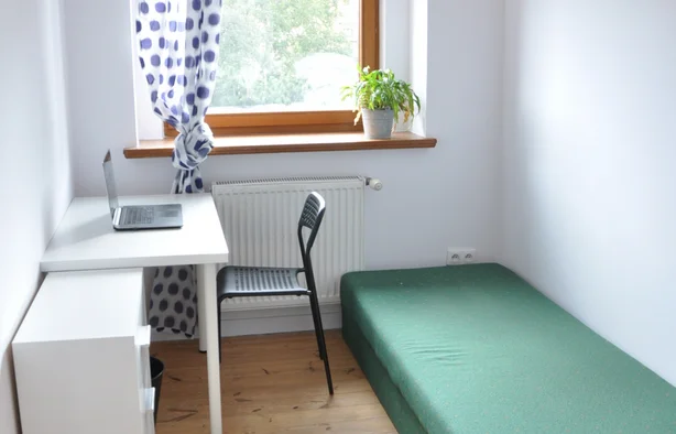 (WIEC.25.3.2) Single room, Wrocław-1