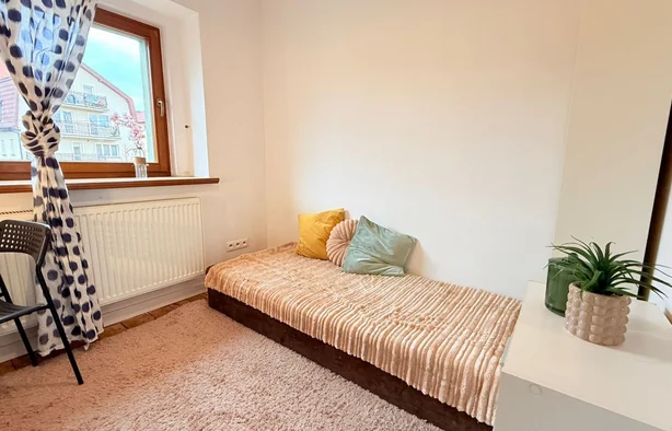 (WIEC.25.3.5) Single room, Wrocław-1