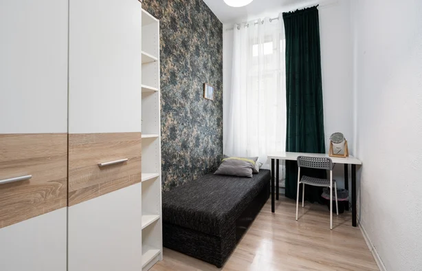 Wierzbięcice 29/4/10, Poznań-1