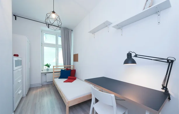 Single room no. 4, Łódź-1