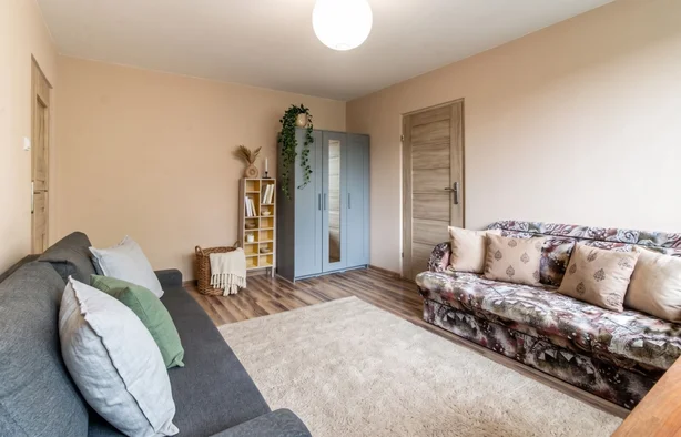 Zbaraska 18, 2-room apartment, Łódź-1