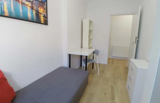 Pokój 1-osobowy nr 4, ul. Worcella 7/11, Wrocław-1