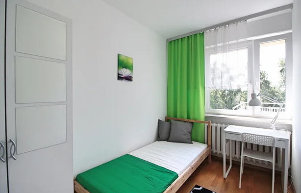 Single room close to Metro Stokłosy| Vistula University, Warszawa-1