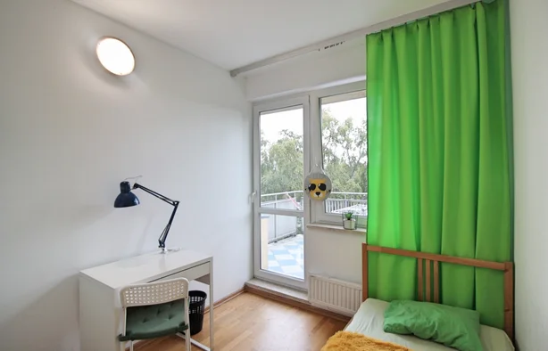 Single room with a balcony close to Metro Stokłosy Vistula University, Warszawa-1