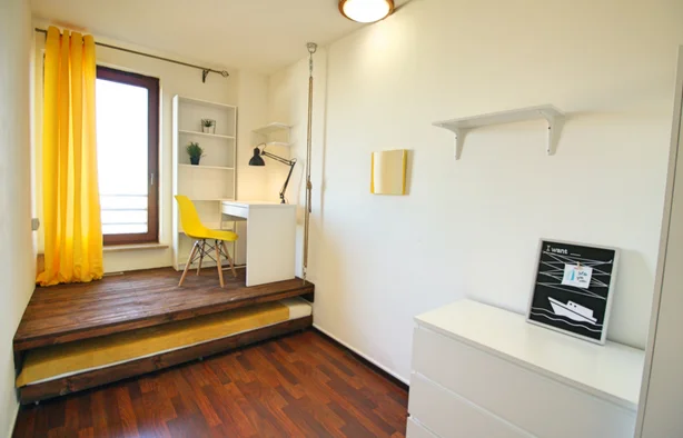 Room 2 at Jana Pawła II 61, Warszawa-1