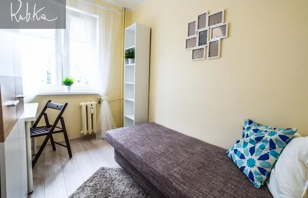 Single room No. 4, Poznań-1