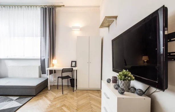 Pokój 1 os | Grottgera | Radio Kraków | Al. J. Słowackiego | park Młynówka Królewska, Kraków-1