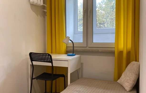 Pokój nr 1przy Bruna 28, Warszawa-1