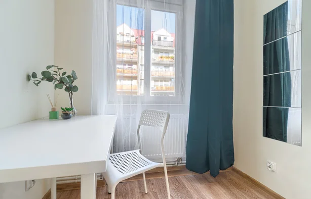 pokój 1 - osobowy nr 5 z antresolą, ul. Bolesława Śmiałego 17, Szczecin-1